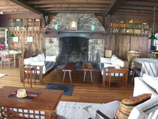 Oliver Lodge ميرديث المظهر الخارجي الصورة